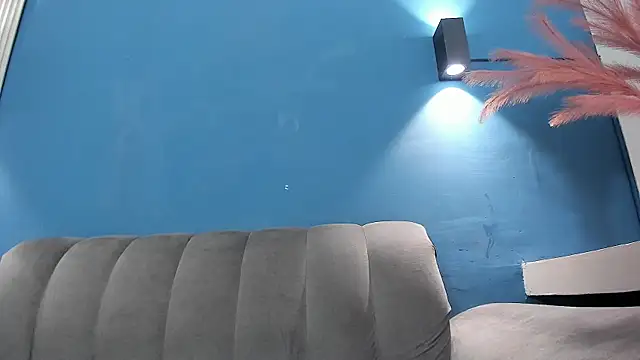 Chat soba uživo modela liahglow