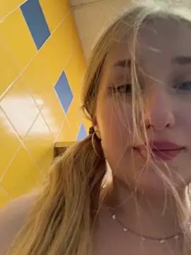Chat soba uživo modela Polly_Pop