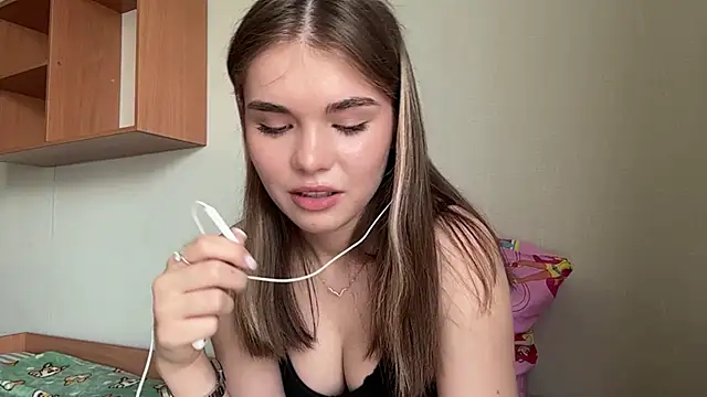 PriscillaZupp's Live Chat Room