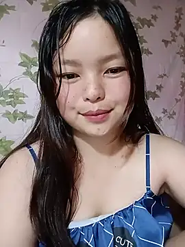 _XoiXoi232_'s Live Chat Room