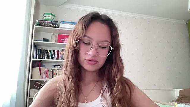 JoyceMonroe_1 Ruang Obrolan Langsung