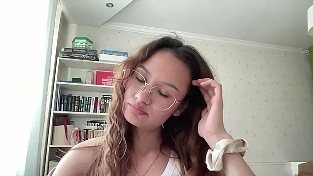 Pokój czatu na żywo – JoyceMonroe_1