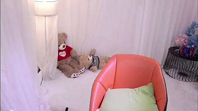 YaMi-11 Cameră chat live