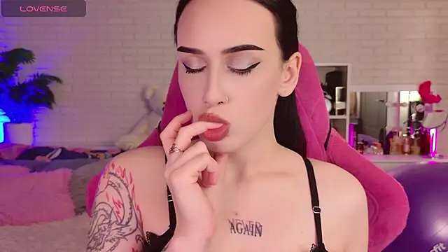 darinekoo – Naživo XXX chat