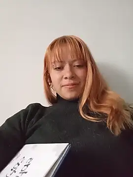 Sala de chat ao vivo de AuraAuroraa