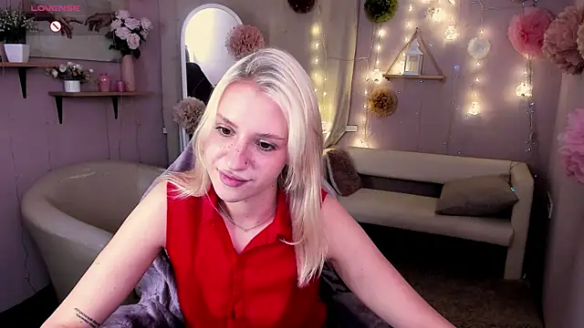 Angel_Tessa Adlı Modelin Canlı Sohbet Odası