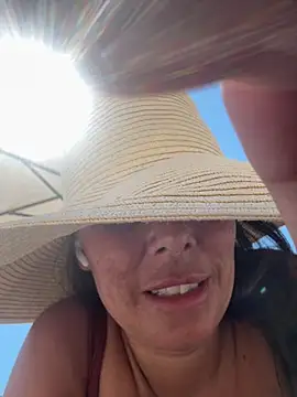 Živá chatovací místnost JadeLucy