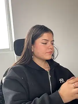 חדר צ'אט בשידור חי של Camila_Duarte_2