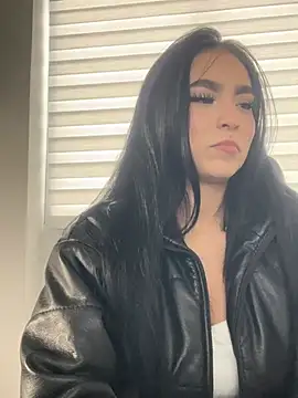 Sara_fernandez- Live chatroom