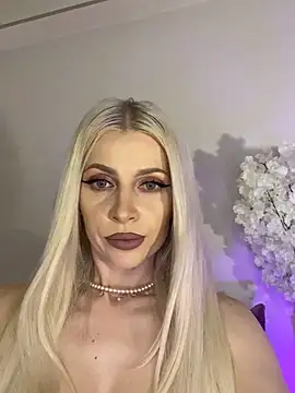 JulliaAly – live chatrum