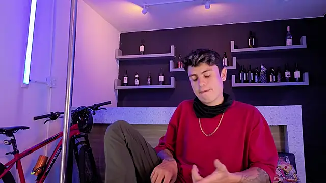 Pokazy przed seks kamerką na żywo – angel_still_