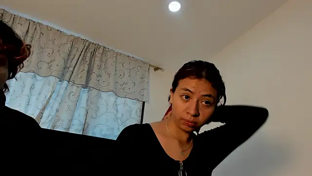 Roselle_Mochi Live Chatraum