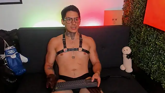 Simon_cortes Шоу с уебкамера