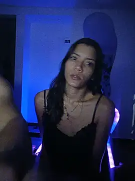 flaqui_linda Adlı Modelin Canlı Sohbet Odası