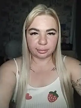 Chat soba uživo modela LunaBounty_
