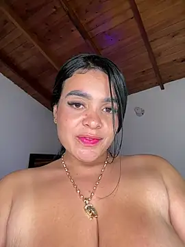 Sala de chat en directo de danna_333_