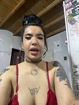 valenbaddie's Live Chat Room