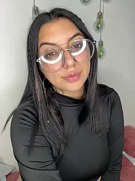 isara_a Live Chatraum