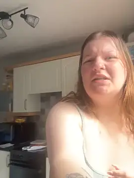 Curvy_Vanilla Live Chatraum