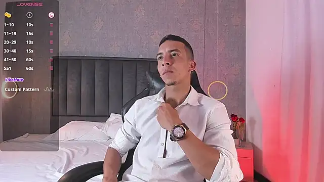 Luciano_Vega Webcam Show