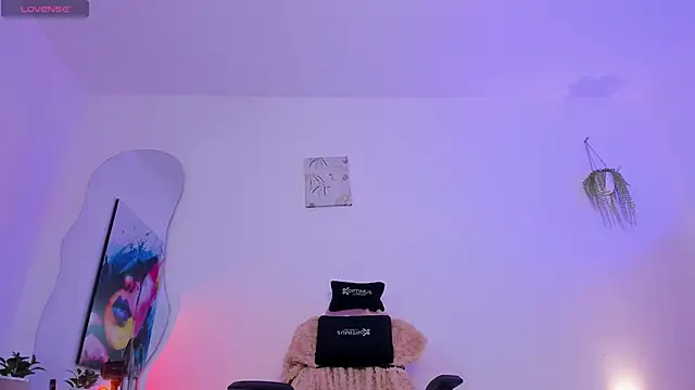 katt_lover Adlı Modelin Canlı Sohbet Odası