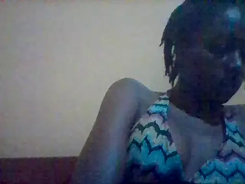Zinnah_Q Live Chatraum