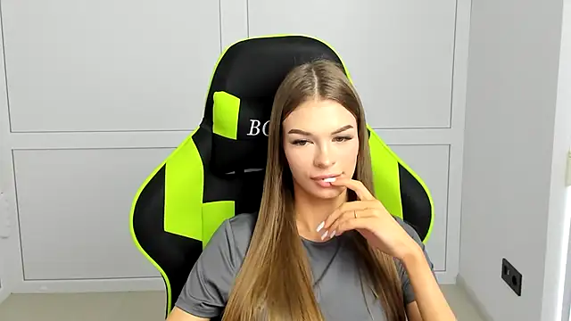 חדר צ'אט בשידור חי של KaterineSunny