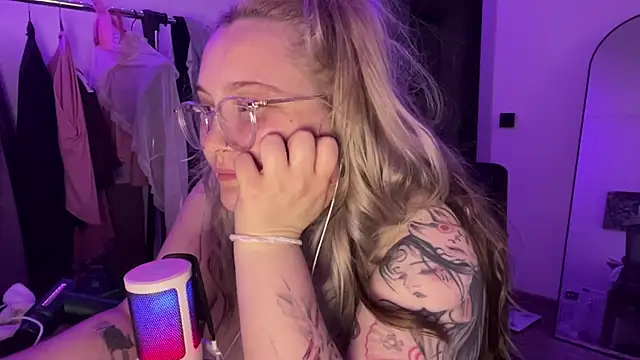 Sala de chat en directo de CamilaBrugliera
