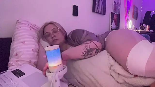 CamilaBrugliera 现场聊天室