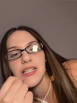 martadiventura's Live Chat Room