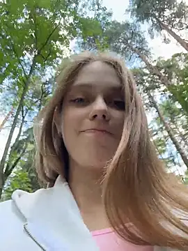 Živá chatovací místnost CutieShy