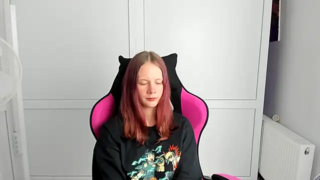 Skylar_spring's Live Chat Room