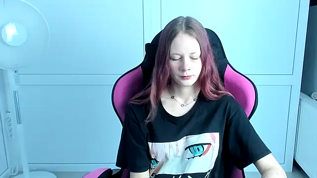 Skylar_spring élő chatszobája