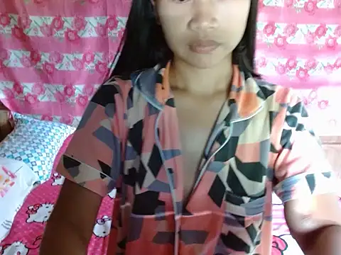 Itsme_Foxy_Shantale Adlı Modelin Canlı Sohbet Odası