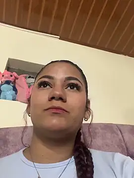 MissShantall_ Adlı Modelin Canlı Sohbet Odası