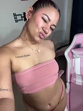 Chatroom en direct de MissShantall_
