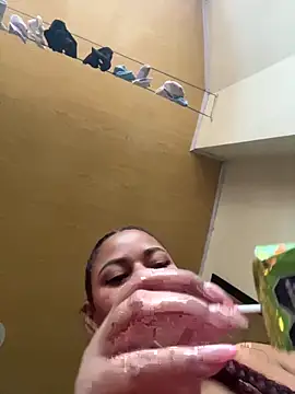 Chat ao vivo de MissShantall_