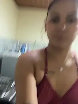 Pokój czatu na żywo – MissShantall_
