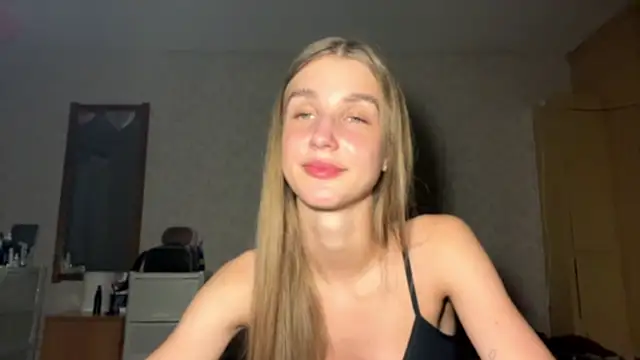 חדר צ'אט בשידור חי של PullyLoves