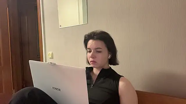 ReneSwoffer élő chatszobája
