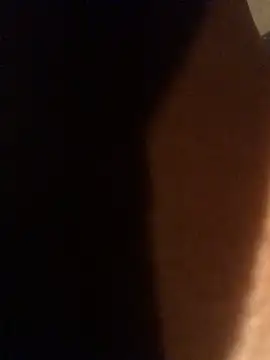 PrettyYoung666 Adlı Modelin Canlı Sohbet Odası