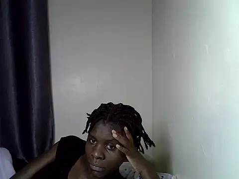 חדר צ'אט בשידור חי של queen_lola1
