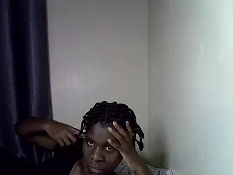 Chatroom en direct de queen_lola1