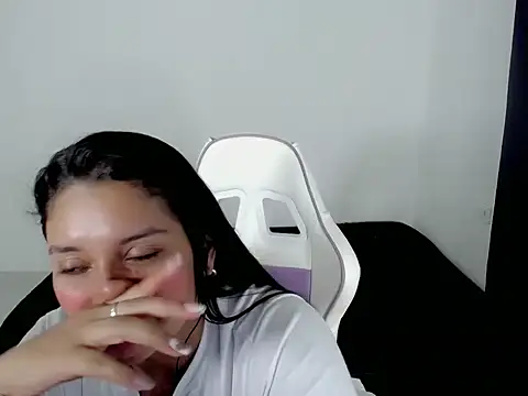 Isabella_Sky – live chatrum