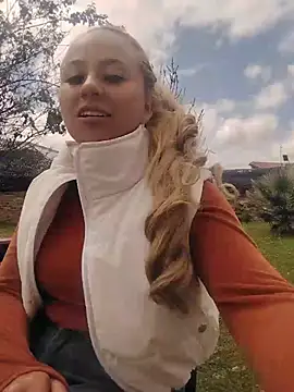 Živá chatovací místnost Angeel_white25