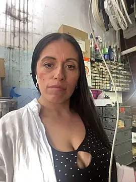 Sala de chat ao vivo de CatalinaSantana83