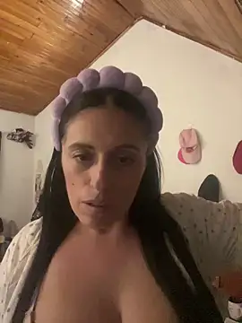 Chat soba uživo modela CatalinaSantana83