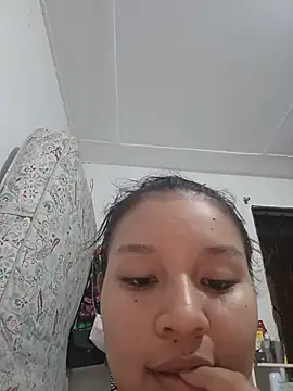 Rooxy_'s Live Chat Room