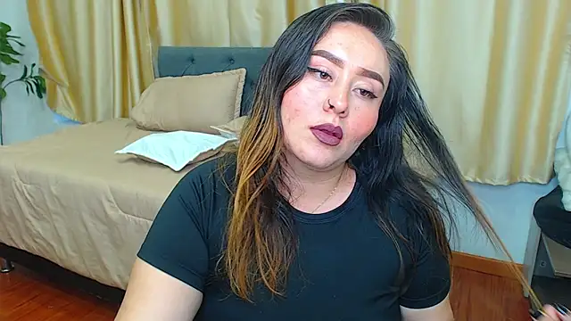 Khalia_'s Live Chat Room