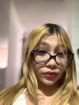 Bilik Sembang Langsung zury_cute1